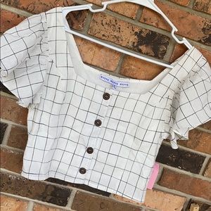 Linen boutique top